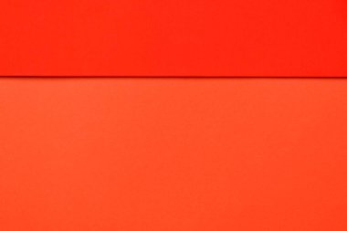 dizayn için kırmızı arkaplanda kırmızı zarf