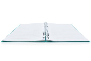 Boş sayfalı açık defterin üst görünüm resmi, çizgili kağıt dokusu arkaplanı