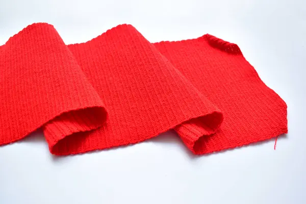 Hullámos Vörös Gyapjú Kötött Fonal Textúra Gyapjú Szövet Fehér Alapon — Stock Fotó