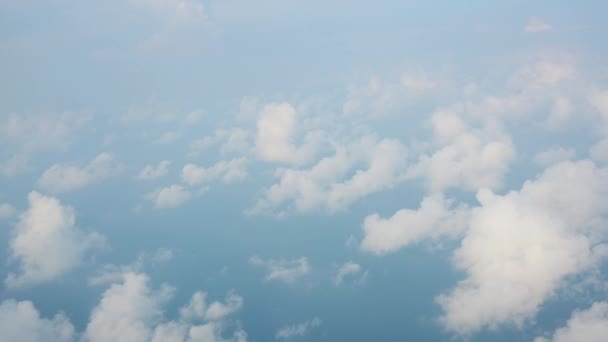 Vacker Landskap Blå Himmel Med Vitt Moln Flygplansutsikt — Stockvideo