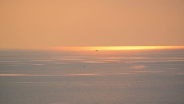 Landschaft Mit Meerblick Und Goldenem Sonnenuntergang Abend Natürlicher Hintergrund — Stockvideo