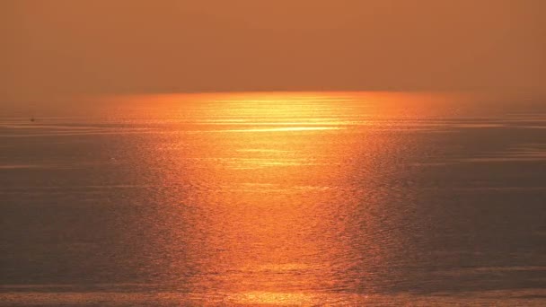 Akşamları Altın Gün Batımlı Deniz Manzarası Doğal Arka Plan — Stok video