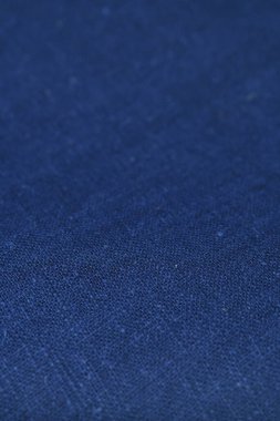 Mavi kenevir doğal kumaş kumaş rengi, tekstil moda soyut arka planının kabataslak kumaşı.