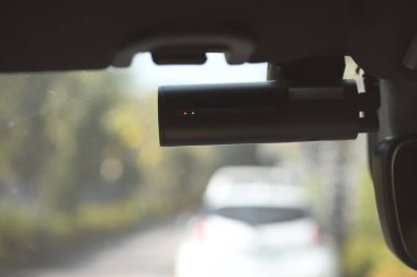 Arabada siyah kamera, sürüş için güvenli teknoloji