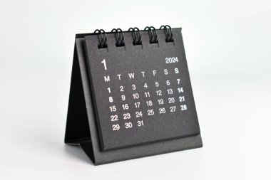 siyah 2024 takvimi beyaz arkaplanda izole edildi