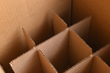 Boş içecek karton kağıt sandığı, geri dönüşüm malzemesi