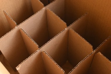 Boş içecek karton kağıt sandığı, geri dönüşüm malzemesi