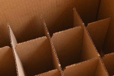 Boş içecek karton kağıt sandığı, geri dönüşüm malzemesi