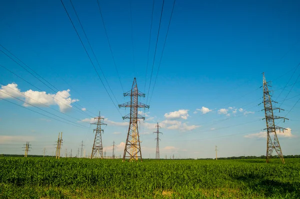 Torres Transmisión Energía Eléctrica Alto Voltaje — Foto de Stock