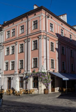 Lviv 'in ana meydanı. Old Town, Lviv 'in merkezi. Pazar Meydanı