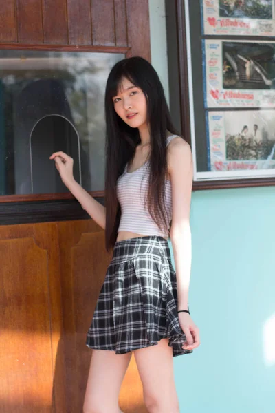 Portrait Von Japan Adult Beautiful Girl White Shirt Karierter Rock — Stockfoto