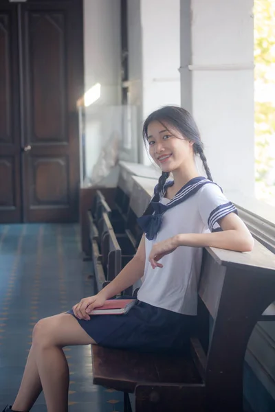 Japonez Adolescenta Frumoasa Fata Student Uniforma Fericit Relaxa — Fotografie, imagine de stoc