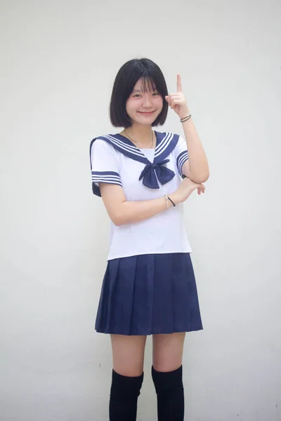日本十多岁的漂亮女生指指点点 — 图库照片