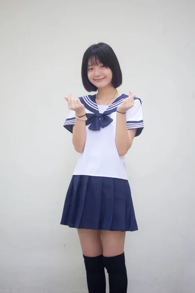 Japonés Adolescente Hermosa Chica Estudiante Dar Corazón — Foto de Stock