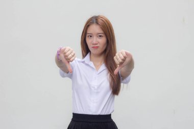 Taylandlı yetişkin üniversite üniforması. Güzel bir kız hoşlanmaz.