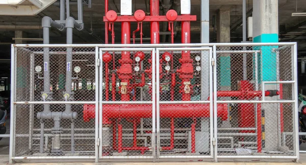 Fire extinction pipe system in cover metal net