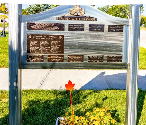 Savaşın anısına ölen Granum Hamleti Willow Creek Alberta Kanada 'nın MD' si