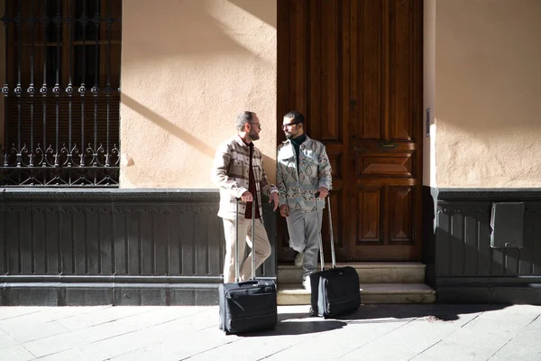 Young Couple Gay Men Standing Suitcases Street Couple Going Trip — 스톡 사진