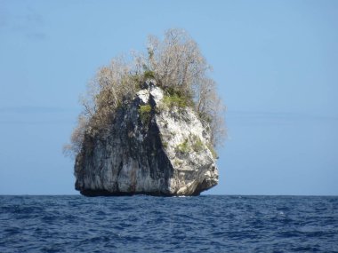 Bacuit Takımadasındaki küçük ada, Filipinler