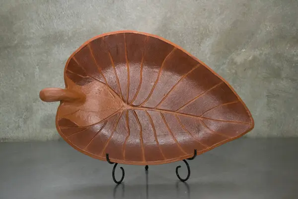 Seramik - Yerel sanatçılar tarafından yapılan el sanatları, Vale do Ribeira, Brezilya 'dan kil ile yapılan parçalar