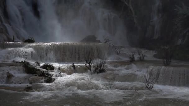 Slow Motion Beautiful Clear Waterfall Cascade Tropical Rainforest Kuang Falls — Αρχείο Βίντεο