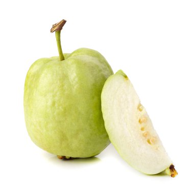 Yeşil Olgun Guava beyaz bir arkaplanda izole