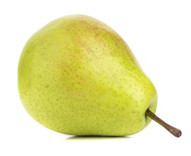 Beyaz bir arka plan üzerinde izole yeşil armut