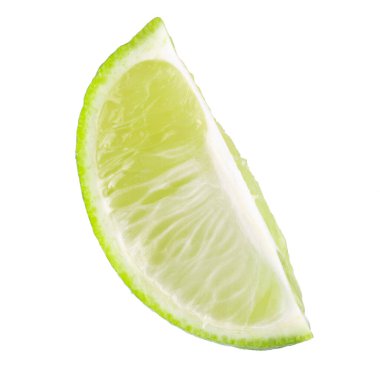 Tam dilimlenmiş limon, beyaz arka planda izole edilmiş ekşi yeşil meyve..