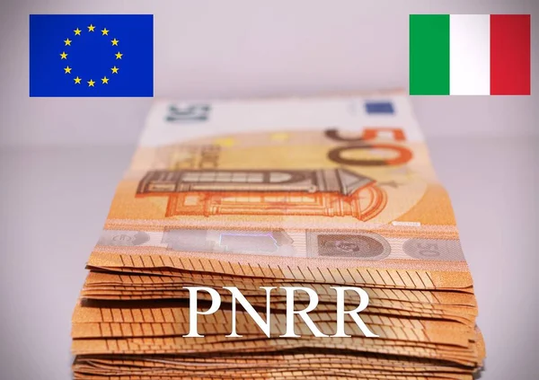 Итальянский Флаг Европейский Флаг Надписью Pnrr Концепция Европейской Финансовой Помощи — стоковое фото