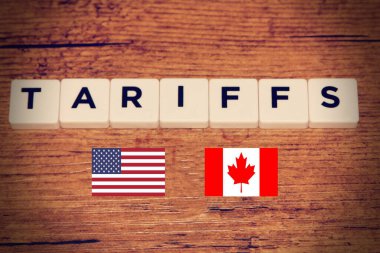 Amerika Birleşik Devletleri 'nin 2025 yılında Kanada Bayrağı ile artan ithalat tarifeleri politikası