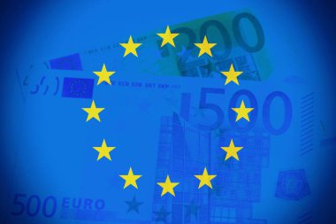 Avrupa Birliği bayrağı ve avro nakit paraları