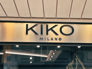 Floransa, İtalya - 6 Ağustos 2025: Floransa 'nın merkezinde Kiko işareti.