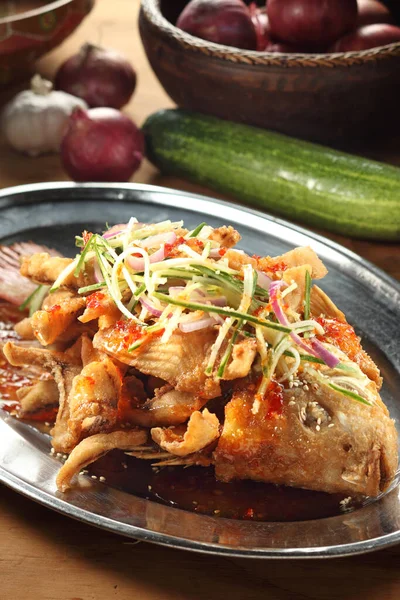 Азиатская Кухня Сладкий Соус Чили Тилапия Рыбы — стоковое фото
