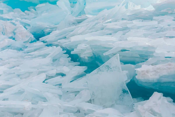 クリスタル破壊氷バイカル冬の水の湖 ロシア自然景観の背景 — ストック写真