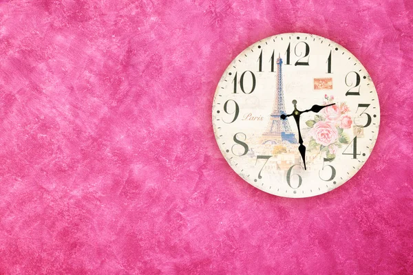 Relógio Vintage Fundo Parede Rosa — Fotografia de Stock