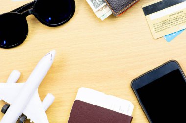 Yolculuk için aksesuar kostümleri..