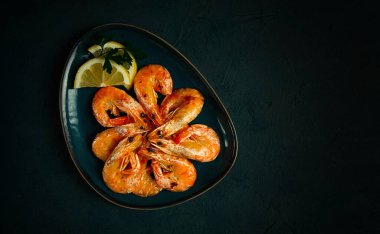 Fried with spices, King prawns, undivided , top view, selective focus, seafood, shrimp, no people,