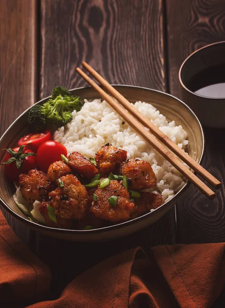 Asian Traditional Cuisine Fried Chicken Teriyaki Side Dish Rice Vegetables — Stock Photo, Image