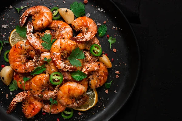 Fried Shrimp Headless Spices Grilled Homemade People — ストック写真