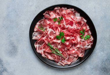 Dilimlenmiş jambon, prosciutto, İtalyan yemeği, lezzet, parma jambonu, üst manzara, insan yok.,