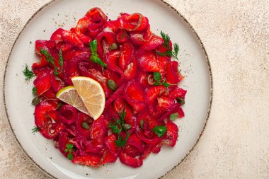 Pancar, İskandinav çerezi, pancar gravlax, hafif tuzlu balık, ev yapımı, insan yok.,