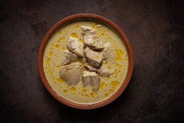 Satsivi, ceviz soslu tavuk, soğuk yemek, Gürcü mutfağı, ev yapımı, insan yok.,