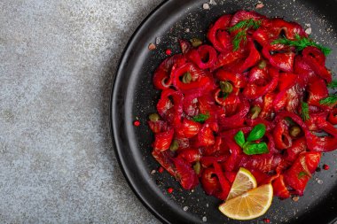 Pancar, İskandinav çerezi, pancar gravlax, hafif tuzlu balık, ev yapımı, insan yok.,