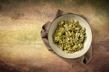 Jonjoli, Colchian Klekachka, Gürcü aperatifi, turşulu jonjoli, insan yok.