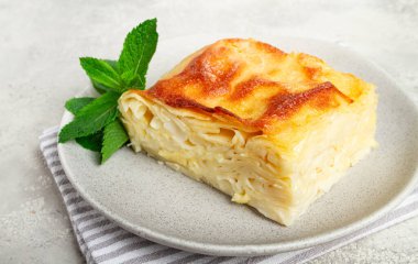 achma, khachapuri, geleneksel Gürcü yemeği, ev yapımı, insan yok.,