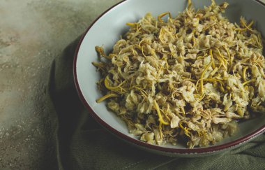 Jonjoli, Colchian Klekachka, Gürcü aperatifi, turşulu jonjoli, insan yok.