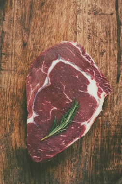 grilled steak, beef steak, rib eye steak, on a chopping board, top view, no people clipart