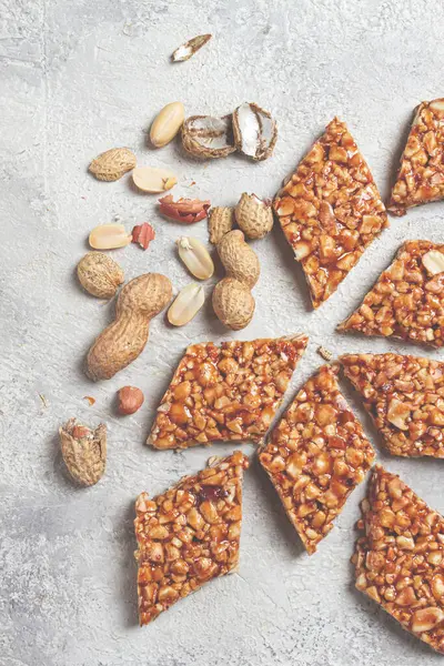 Fıstıklı kozinaki, tatlı, gozinaki, geleneksel Gürcü mutfağı, insan yok.,