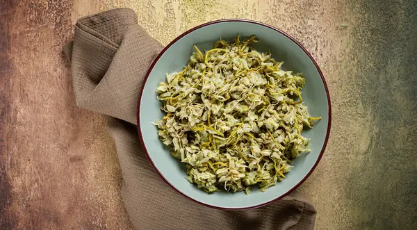 Jonjoli, Colchian Klekachka, Gürcü aperatifi, turşulu jonjoli, insan yok.