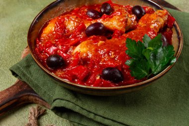 Pollo alla romana, Roma tavuğu, ev yapımı, insan yok.,